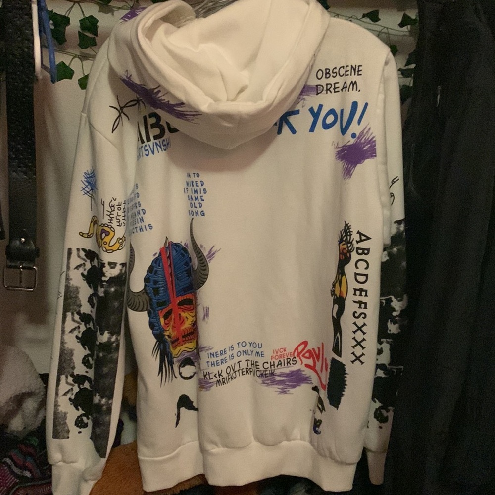 VLONE Graffiti Hip Hop Pullover Hoodie - Picture 4 of 13